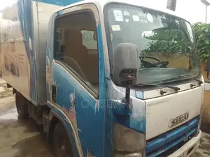 Isuzu NMR Truck for Sale