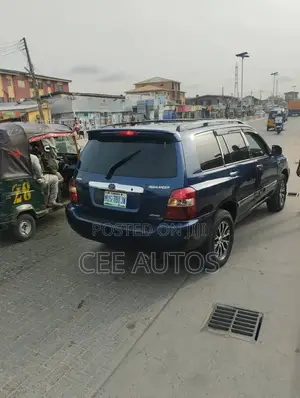 Toyota Highlander Base AWD 2004 Blue