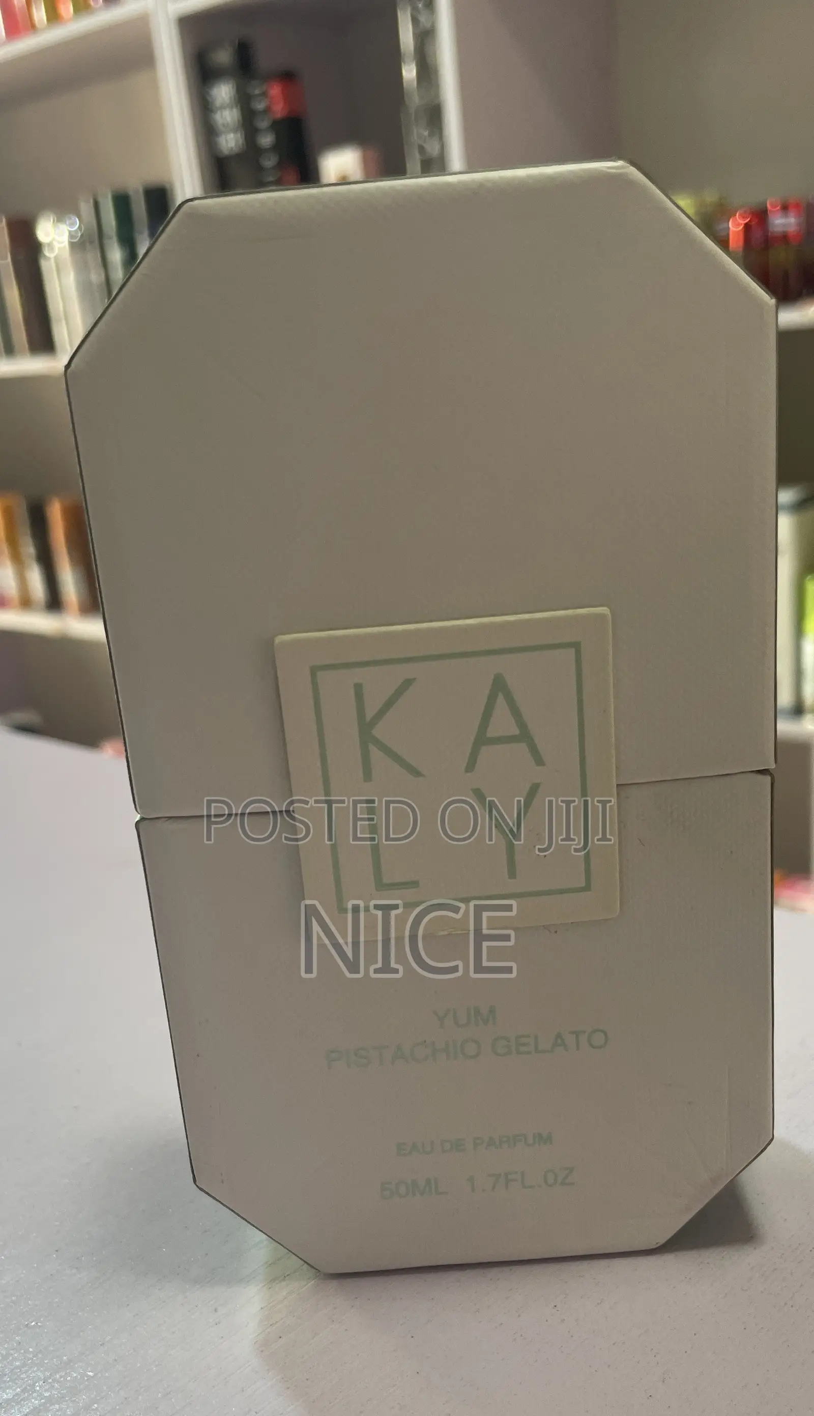 kALY PERFUME