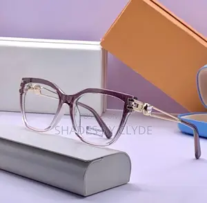 Elegant Cat-Eye Eyeglasses - Gradient Lens Blue Light Blocking