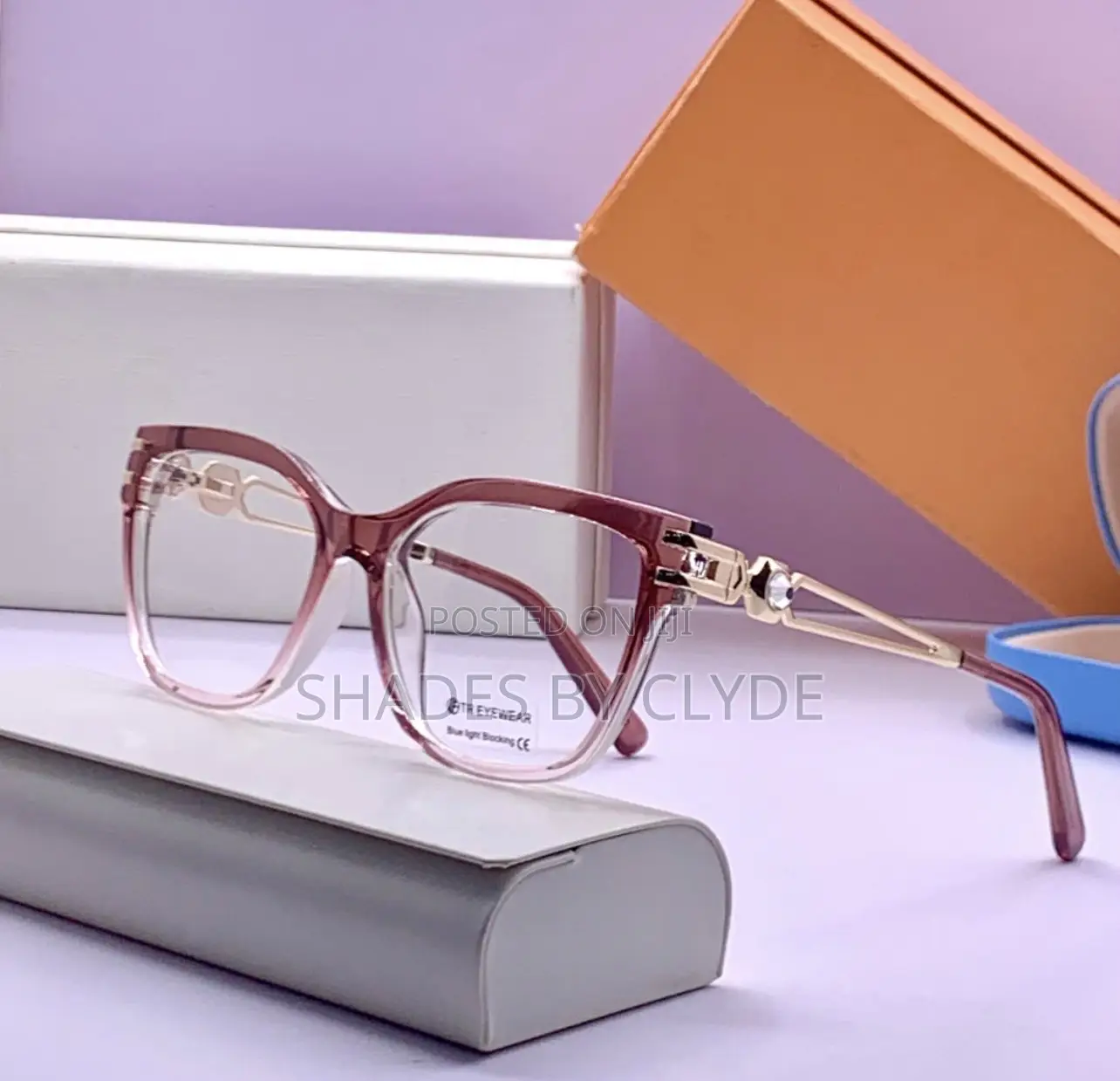 Elegant Cat-Eye Eyeglasses - Gradient Lens Blue Light Blocking