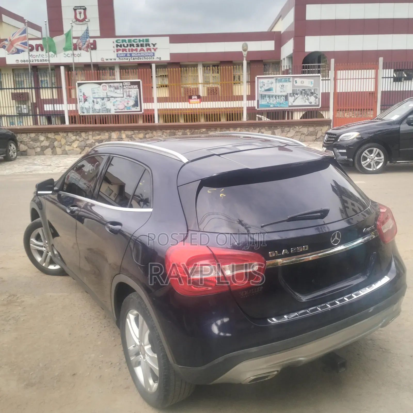 Mercedes-Benz GLA 250 2016 Blue