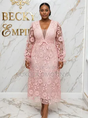 Luxury Blush Pink Floral Embroidery Lace v-Neck Bishop Sleeve Midi Dre