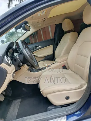 Mercedes-Benz GLA 250 2017 Blue
