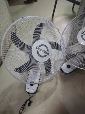 Duravolt 16" AC DC Fan (Used)