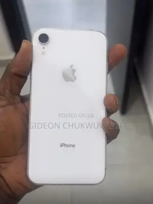 Apple iPhone XR 64 GB White