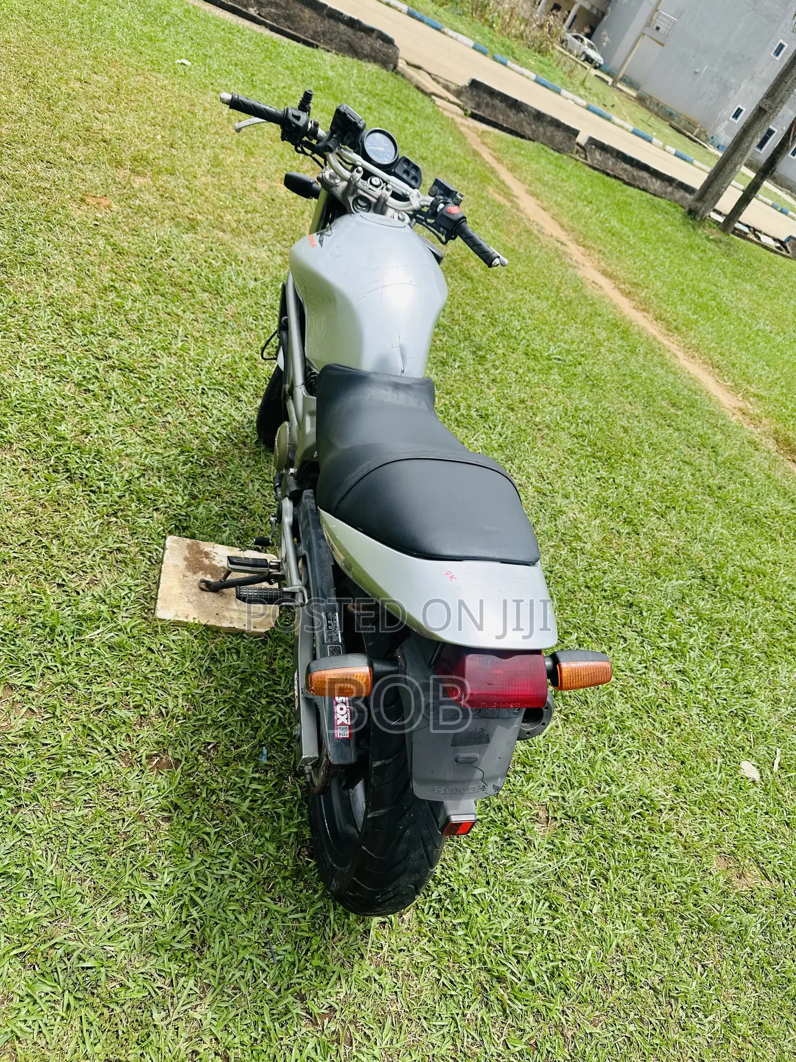Honda 2003 Silver