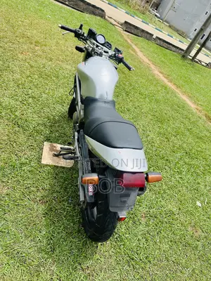 Honda 2003 Silver