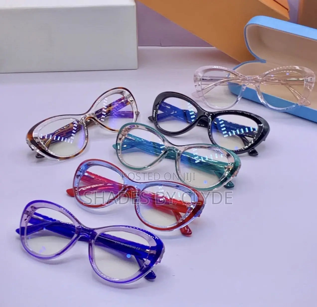 Vibrant Chic Eyeglasses - Perfect for Every Style!