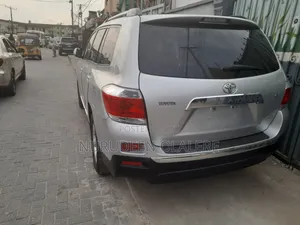 Toyota Highlander 2008 Silver