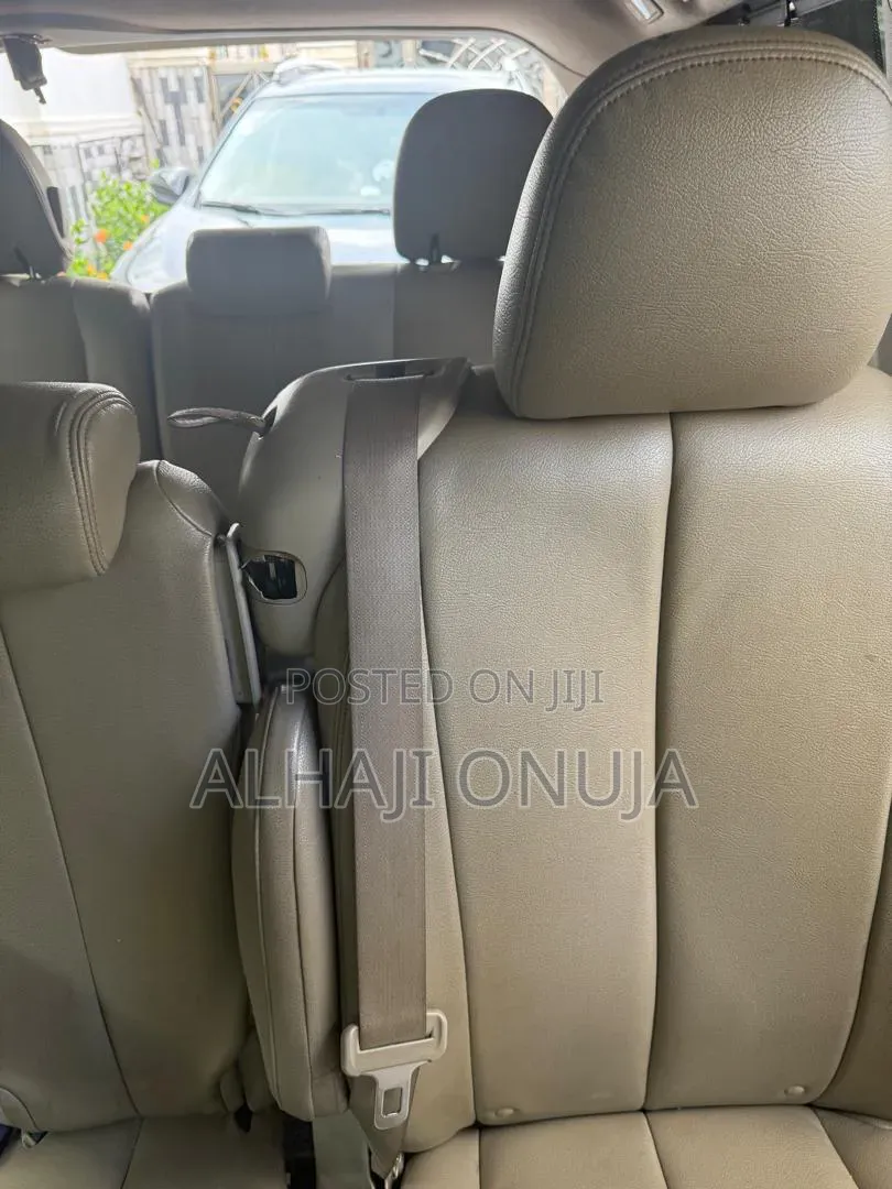 Toyota Sienna 2011 Gray