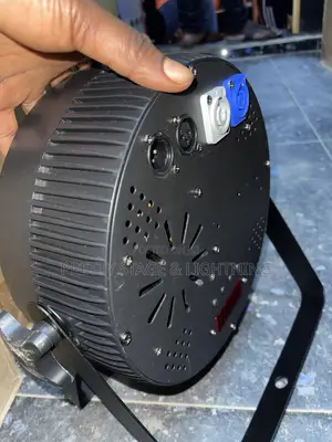 7~eye Cob Led Par Light Stage Light