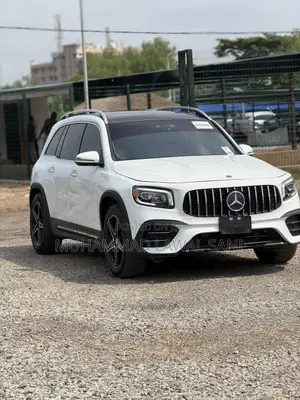 Mercedes-Benz GLB-Class 2020 White