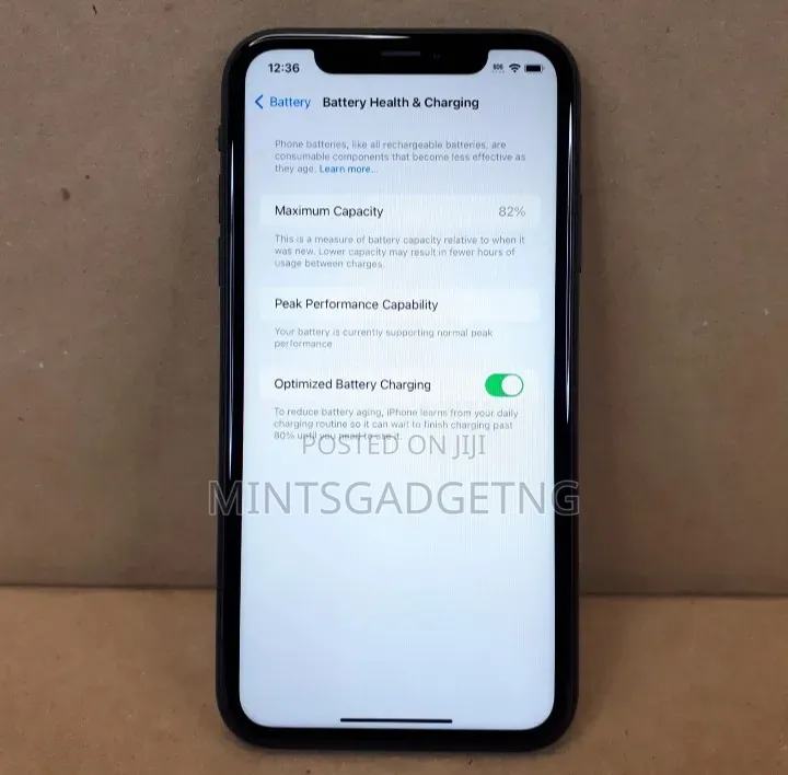 Apple iPhone XR 64 GB Black