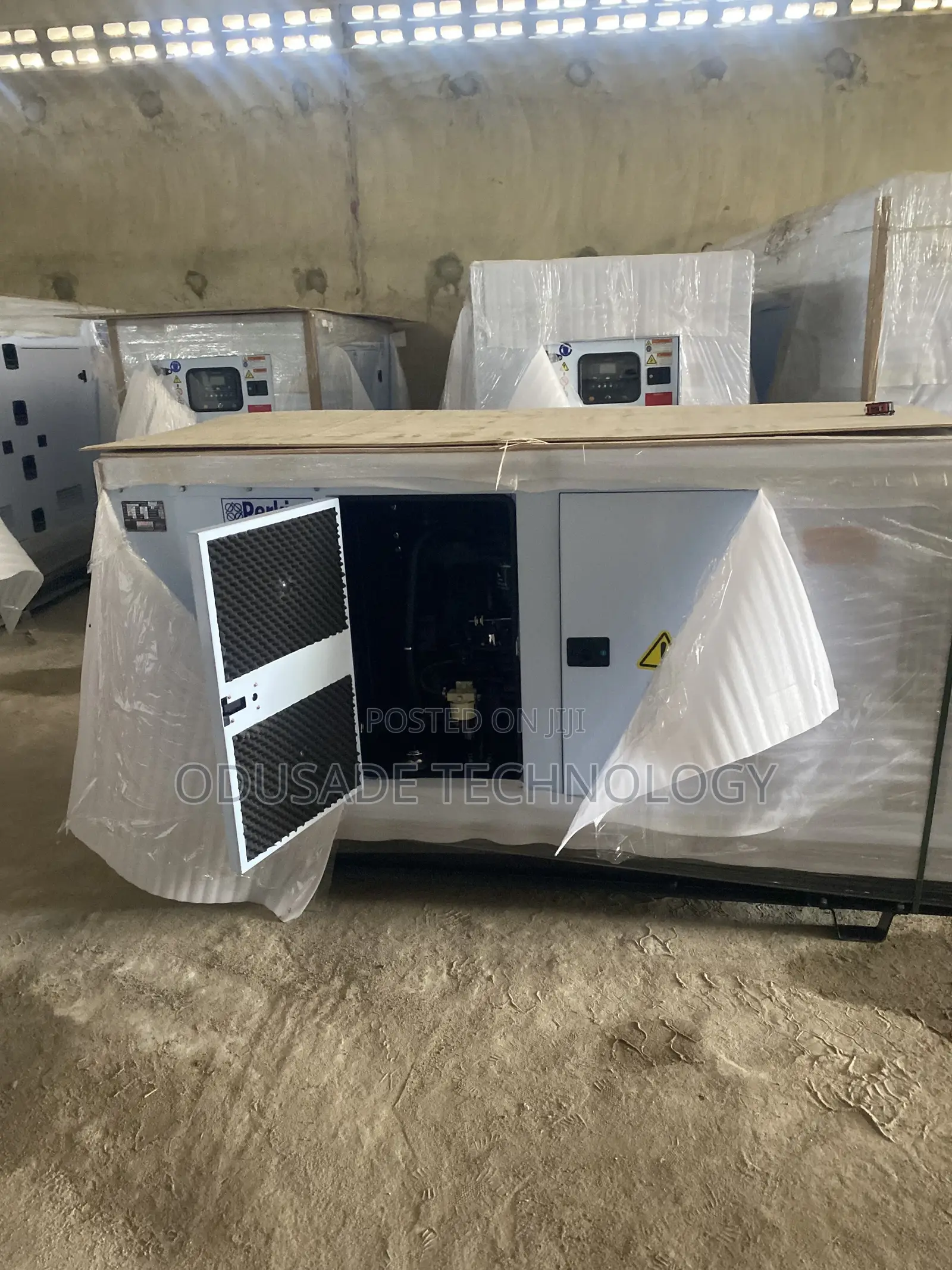 Low Noise 100KVA Diesel Generator – Perkins