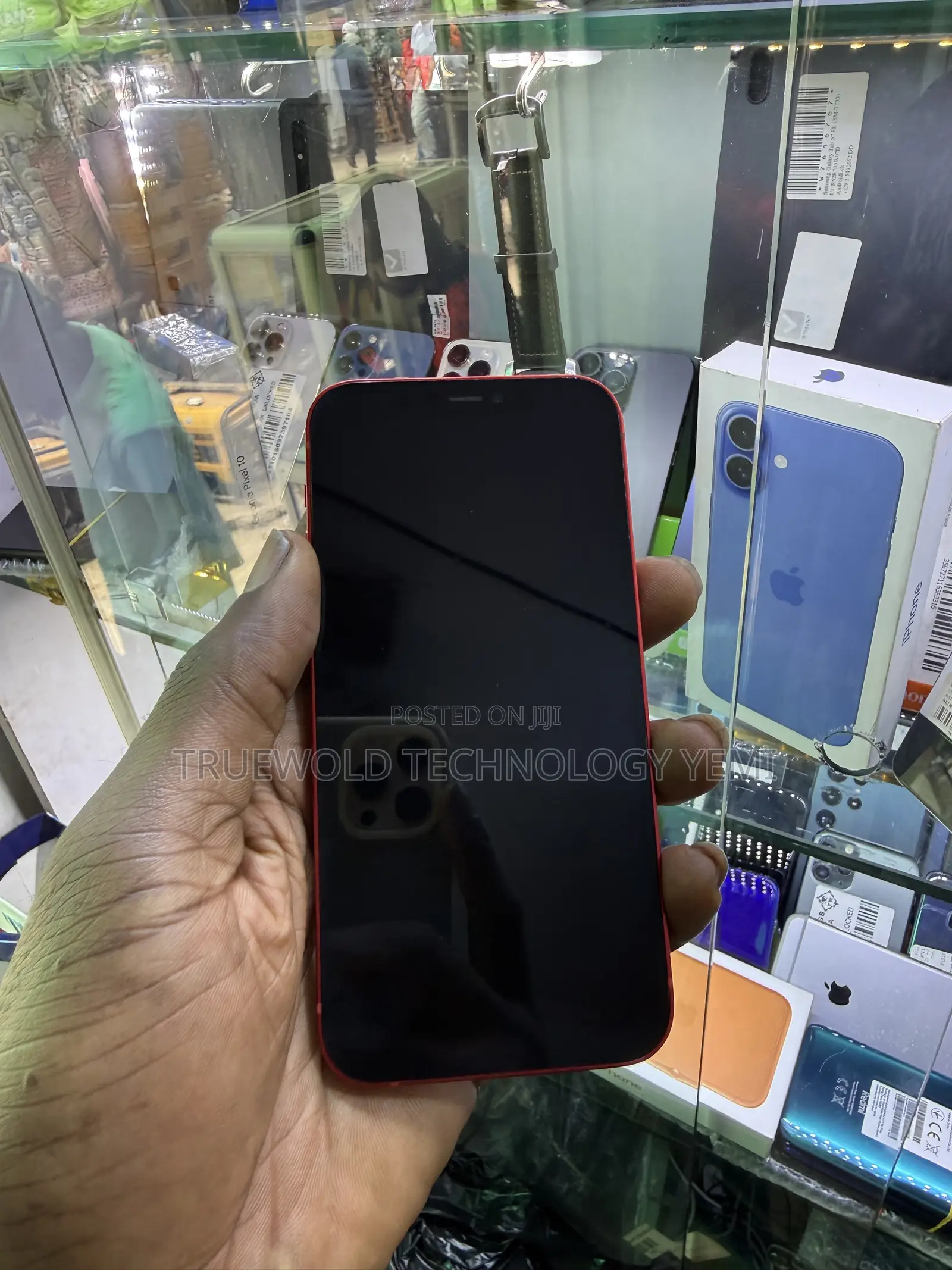 Apple iPhone 12 64 GB Red