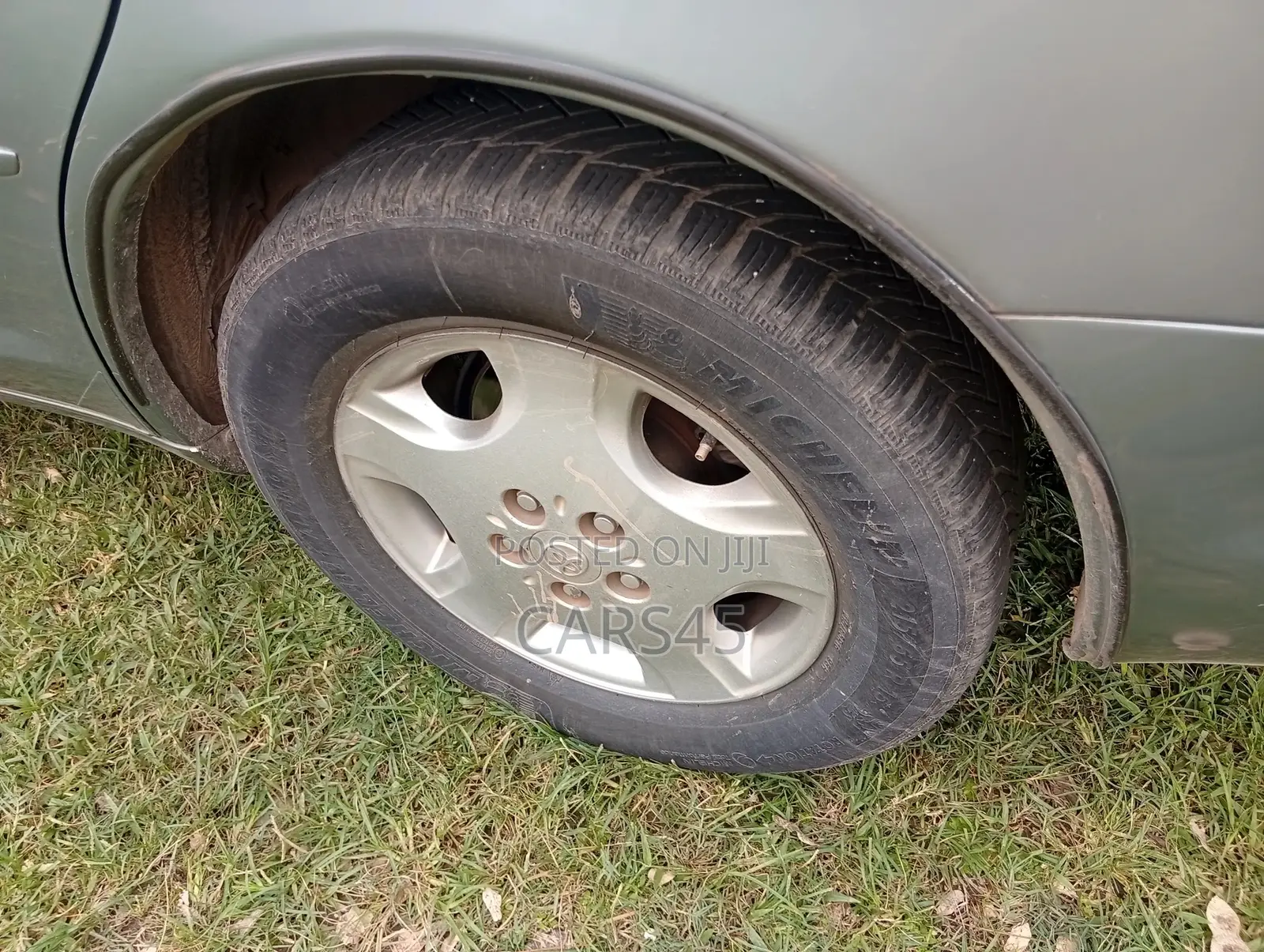 Toyota Avalon 2003 Gray