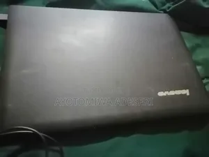 Laptop Lenovo A10 4GB AMD A10 HDD 320GB