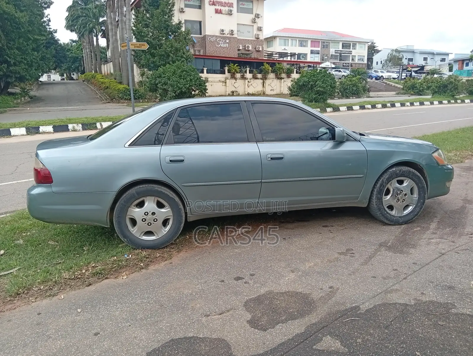 Toyota Avalon 2003 Gray