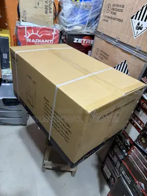 Deye SUN--SG06LP1-EU-CM3 Solar Hybrid Inverter