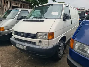 Volkswagen Transporter 2003 White