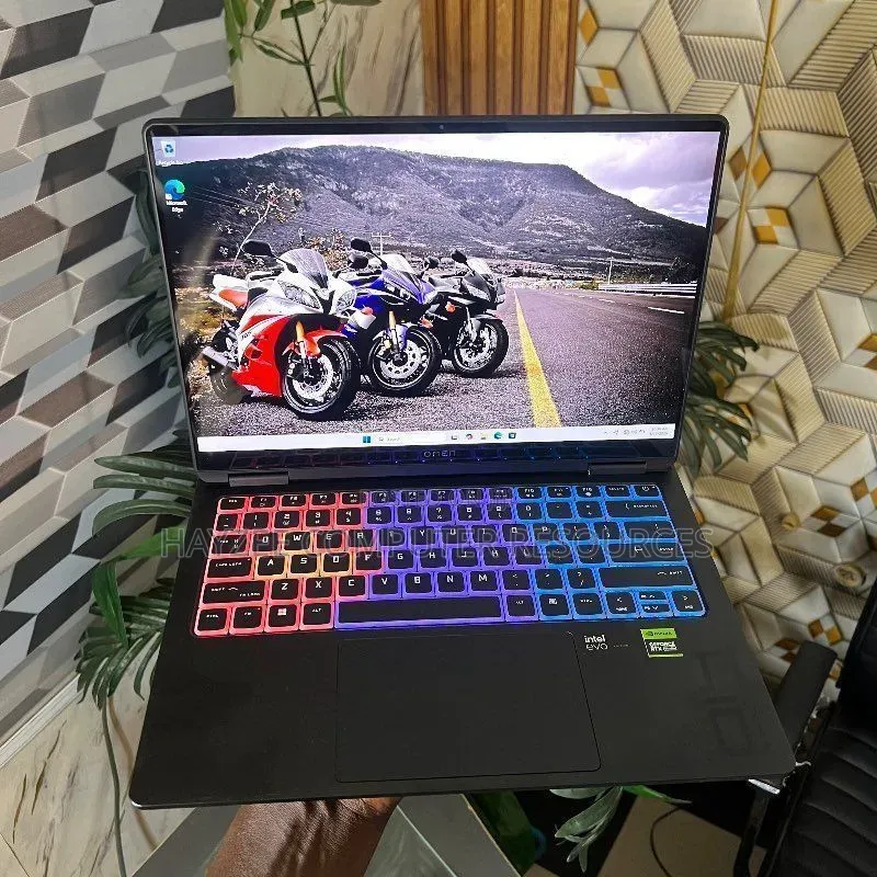 Laptop HP Omen 15 32GB Intel Core Ultra 9 SSD 1T