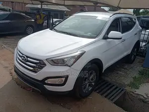 Hyundai Santa Fe 2014 White