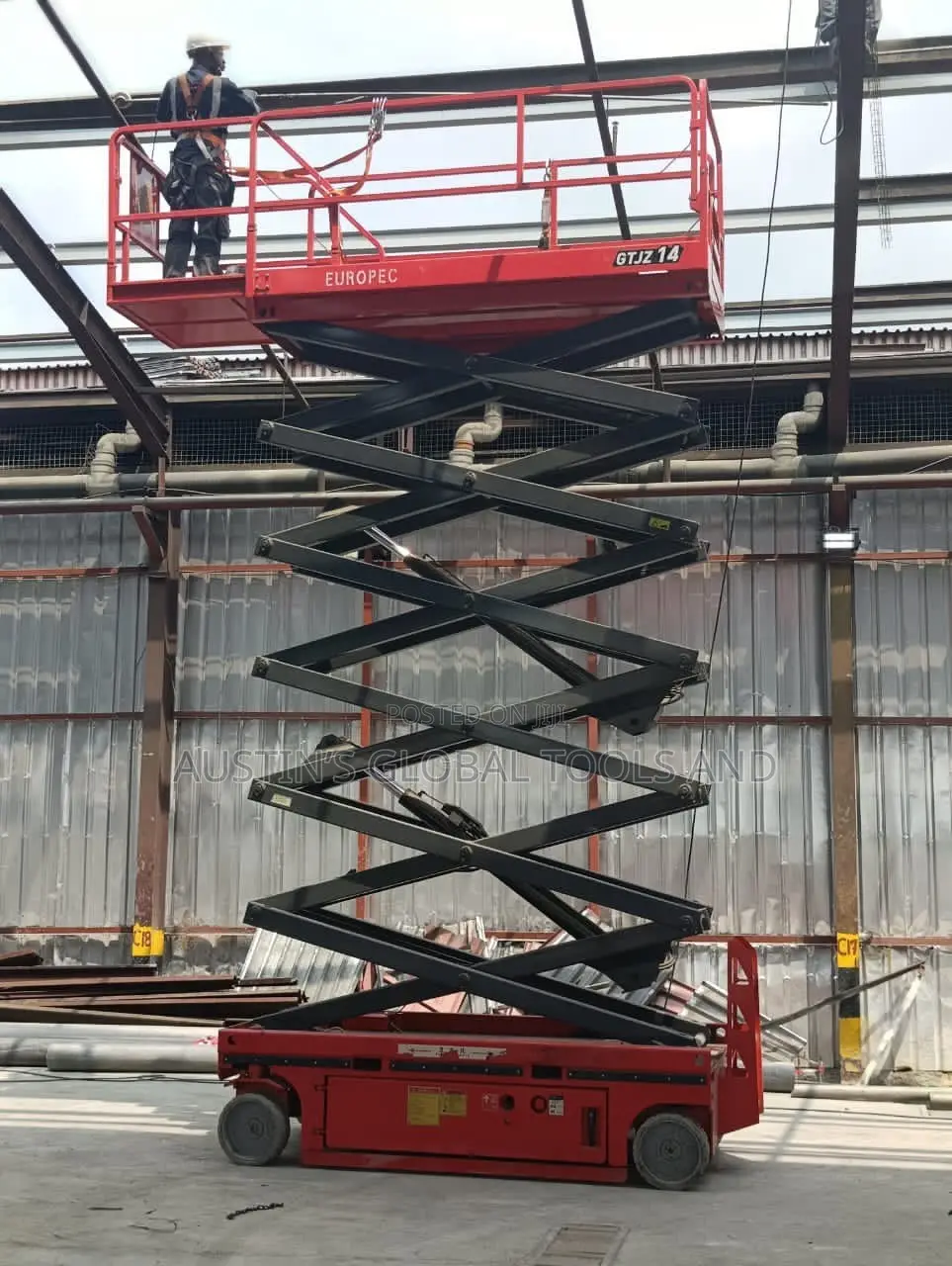 Self-Propelled Electric Scissor Lift