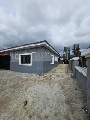 3bdrm Bungalow in Zone B for rent