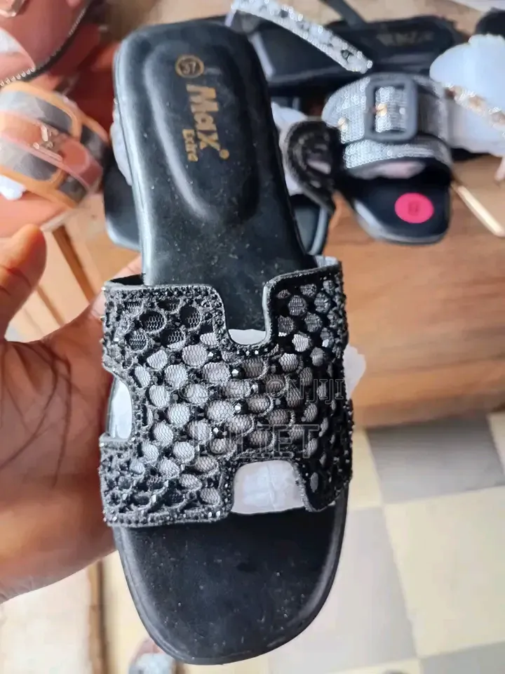 Flat Shoes