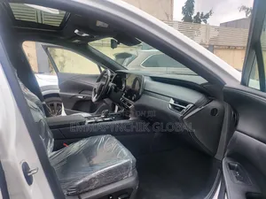 Lexus RX 2024 White