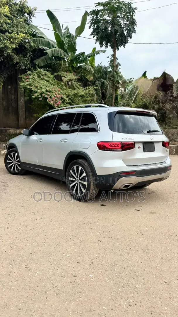 Mercedes-Benz GLB-Class 2020 Silver