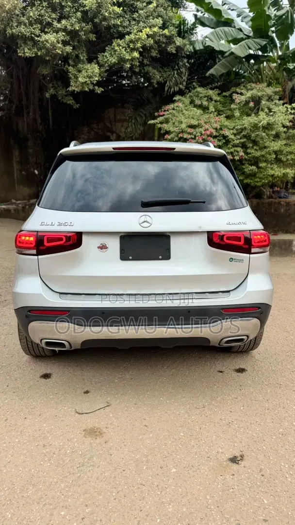 Mercedes-Benz GLB-Class 2020 Silver