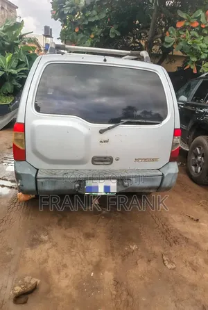 Nissan Xterra Automatic 2003 Silver