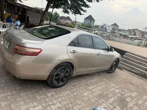 Toyota Camry 2008 Gold