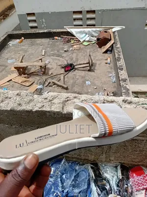 Flat Shoes