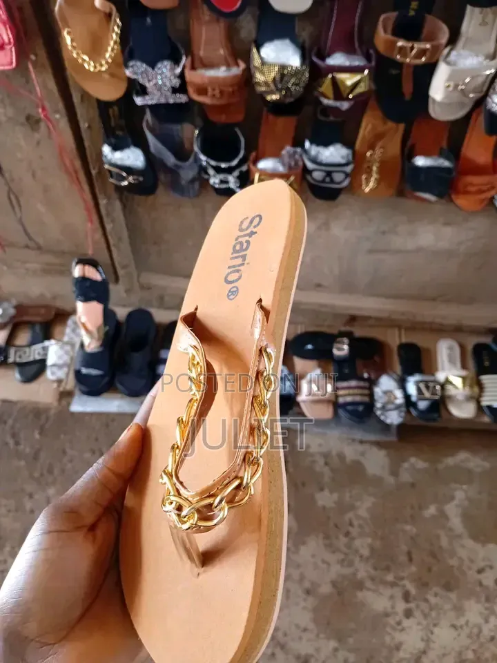 Flat Shoes