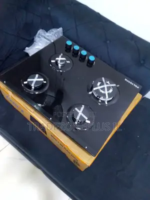 The Polystar Built-in Gas Hob Delivers Four Burners With a Sleek Glass