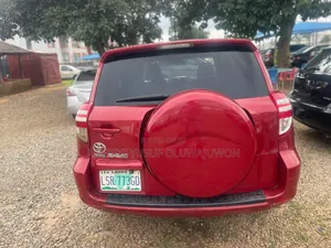 Toyota RAV4 2010 Red