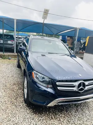 Mercedes-Benz GLC-Class 2016 Blue
