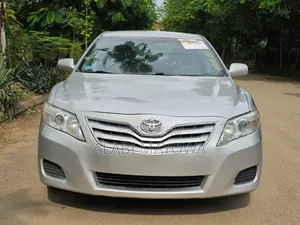 Toyota Camry 2011 Silver