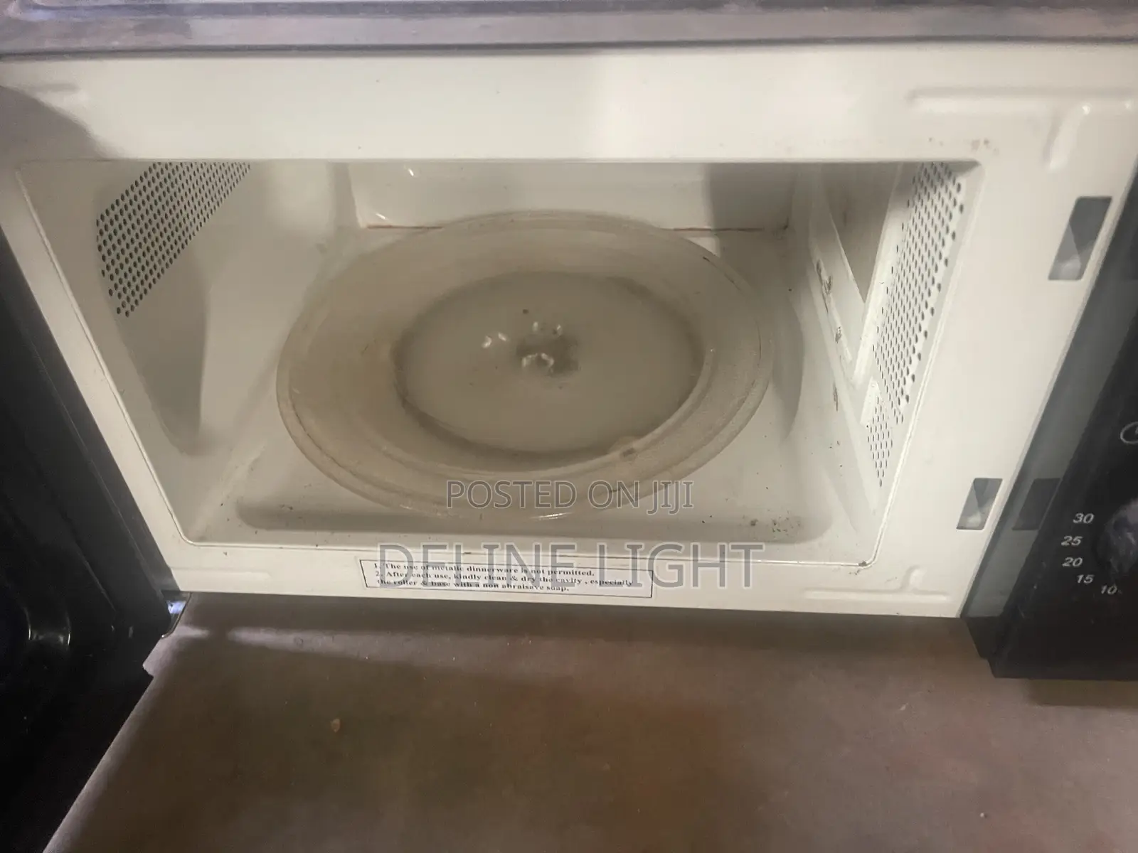 Microwave Hisense