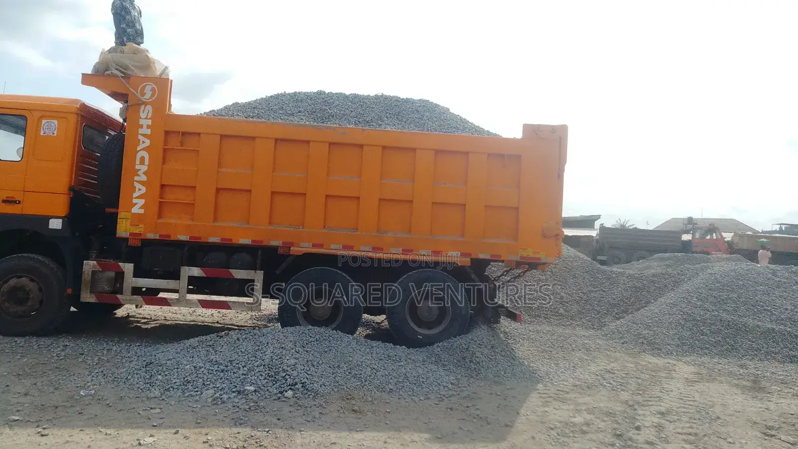 30 Tons Granite