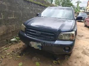 Toyota Highlander 2004 Blue