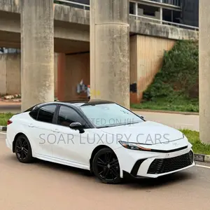 Toyota Camry XSE AWD 2026 White