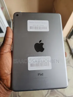 Apple iPad mini 4 32 GB Black