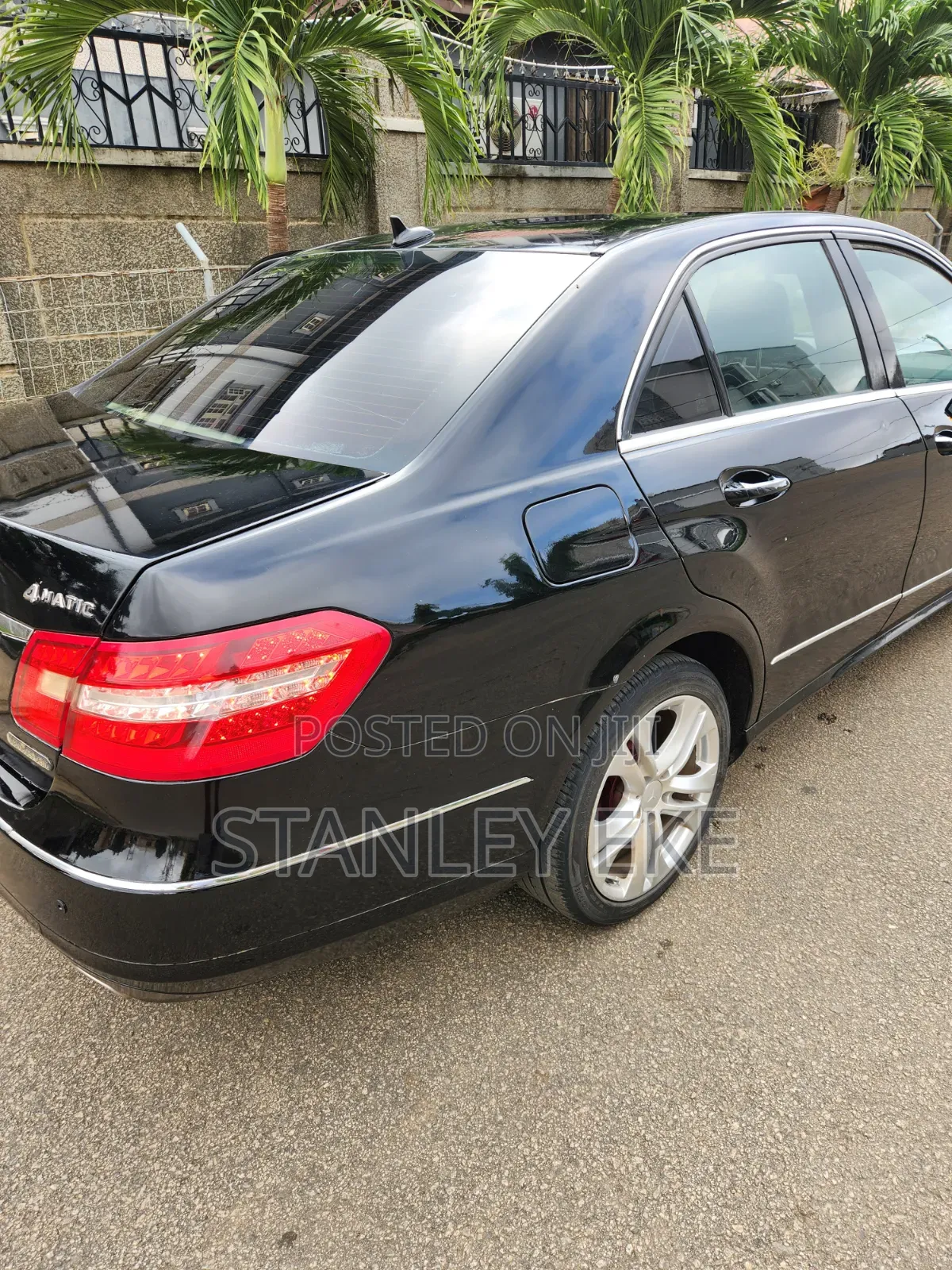 Mercedes-Benz E350 2010 Black