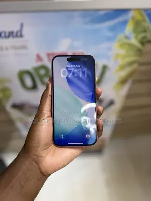 Apple iPhone 16 128 GB Pink