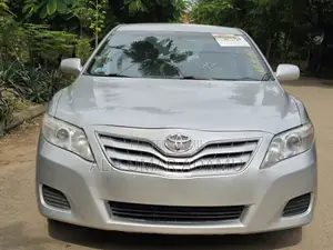 Toyota Camry 2011 Silver