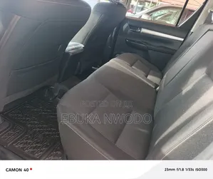 Toyota Hilux 2023 White